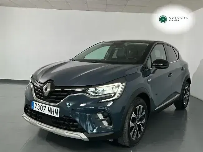 Usado Renault Captur Techno 90 CV (66 kW) 2023 Gris SUV