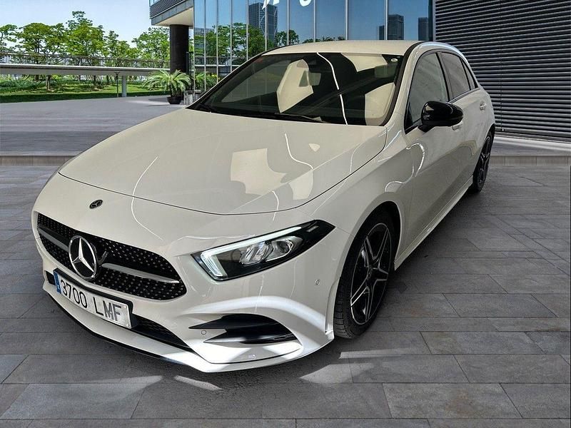 Blanco Usado 2021 Mercedes A200 Berlina | 28.600 € (Precio justo) - Imagen 1/4