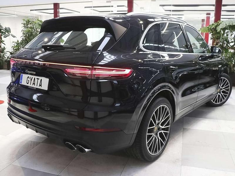 Usado Porsche Cayenne 462 CV (339 kW) 2020 Negro SUV