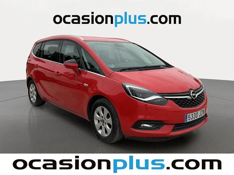Usado Opel Zafira Selective 136 CV (100 kW) 2017 Rojo Monovolumen