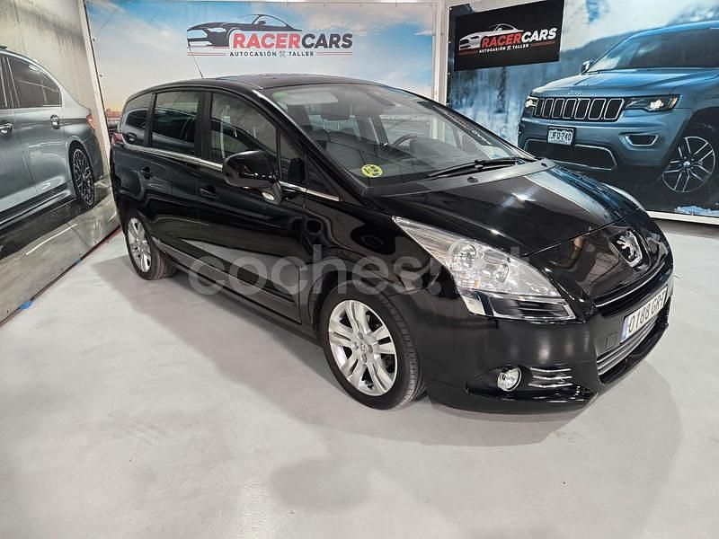 Negro Usado 2009 Peugeot 5008 Premium Monovolumen | 8995 € (Precio justo) - Imagen 1/4