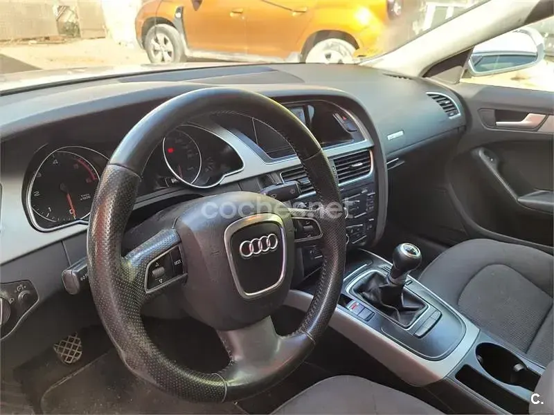 Usado Audi A5 Sportback 170 CV (125 kW) 2011 Blanco Utilitario