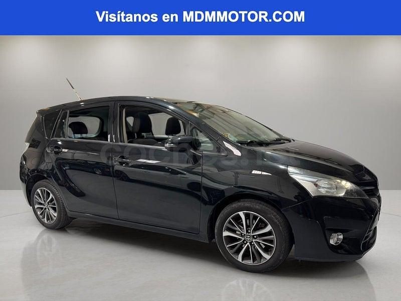 Usado Toyota Verso Business Edition 112 CV (82 kW) 2017 Negro Monovolumen