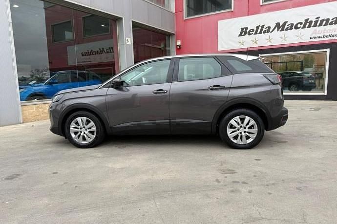 Usado Peugeot 3008 Active 130 CV (95 kW) 2022