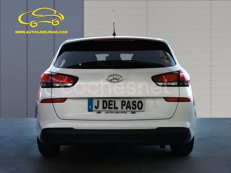 Usado Hyundai i30 Select 140 CV (102 kW) 2019 Blanco Utilitario