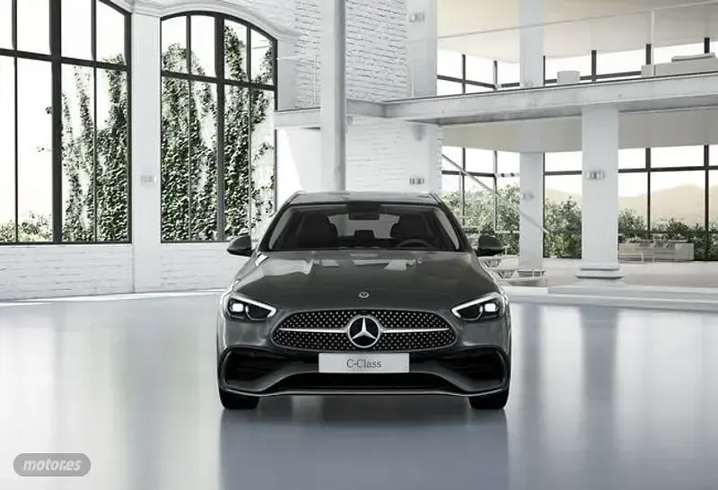 Usado Mercedes C300 312 CV (229 kW) 2025 Gris Berlina