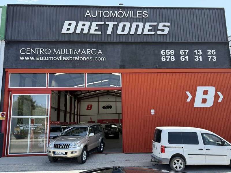 Beige Usado 2006 Toyota Land Cruiser SUV | 28.500 € - Imagen 1/4