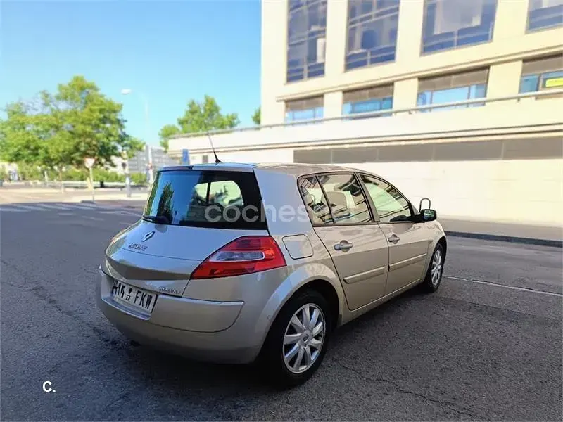 Usado Renault Mégane II Privilege 150 CV (110 kW) 2007 Gris / plata Berlina