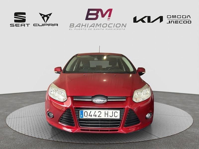 Granate Usado 2012 Ford Focus Trend Berlina | 6800 € (Precio justo) - Imagen 1/4