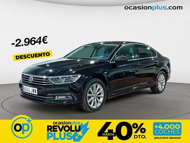 Usado VW Passat Advance 150 CV (110 kW) 2017 Negro Berlina