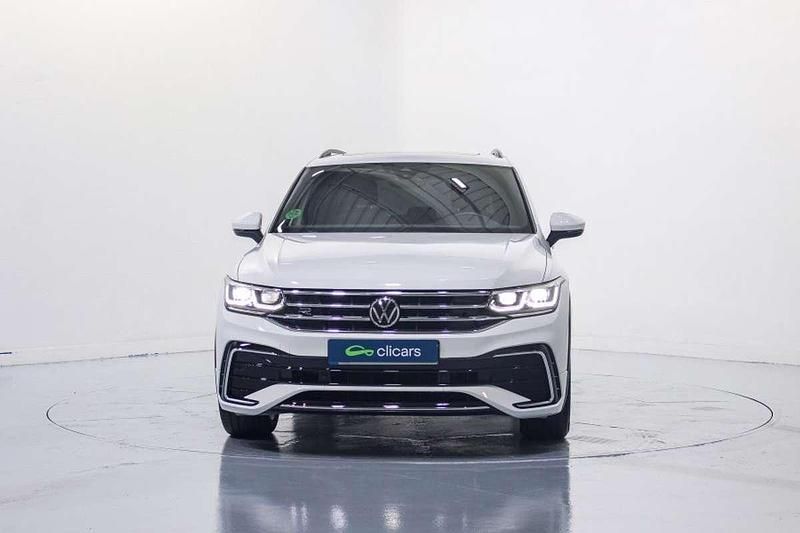 Usado VW Tiguan R-line 150 CV (110 kW) 2021 Gris SUV