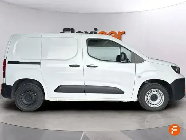 Usado Peugeot Partner 102 CV (75 kW) 2021 Blanco Monovolumen