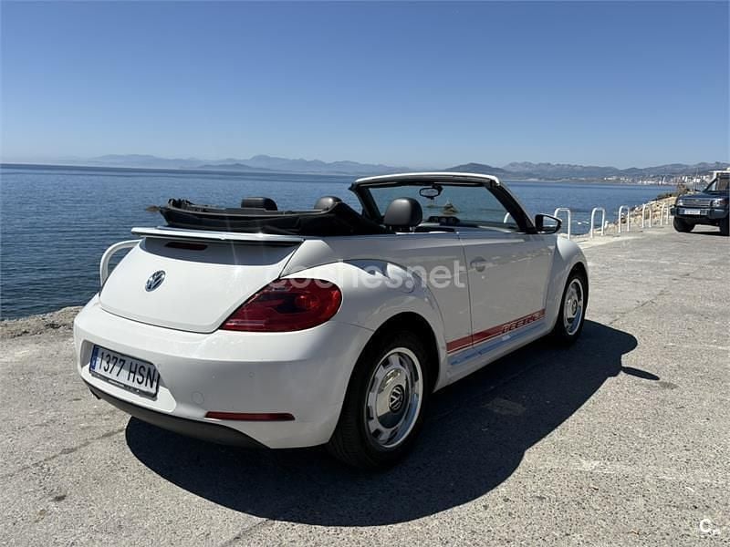 Usado VW Beetle Cabriolet Sport 140 CV (102 kW) 2013 Blanco Descapotable