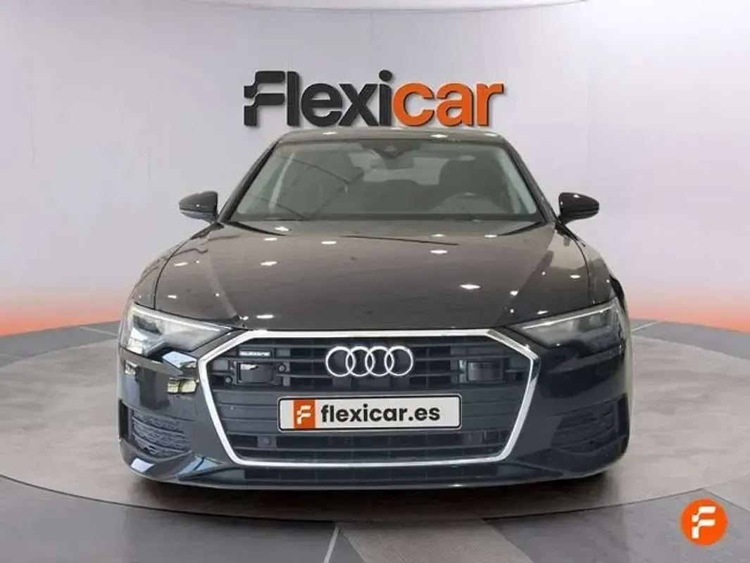 Usado Audi A6 204 CV (150 kW) 2019 Negro Familiar