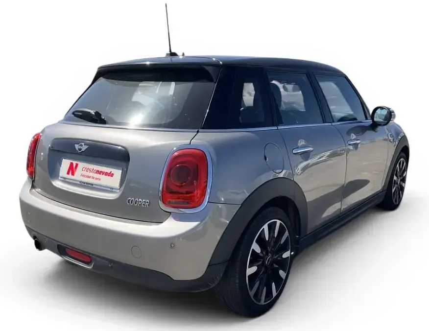 Usado Mini Cooper 136 CV (100 kW) 2017 Gris Utilitario