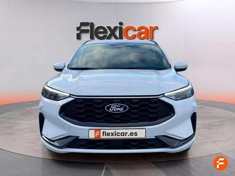 Usado Ford Kuga ST-Line 150 CV (110 kW) 2025 Blanco SUV