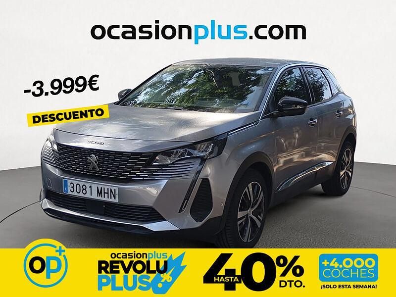 Usado Peugeot 3008 Allure 130 CV (95 kW) 2023 Gris / plata SUV