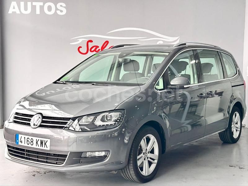 Gris / plata Usado 2019 VW Sharan Advance Monovolumen | 31.500 € (Caro) - Imagen 1/4