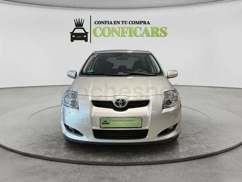 Usado Toyota Auris Luna 124 CV (91 kW) 2007 Gris / plata Utilitario