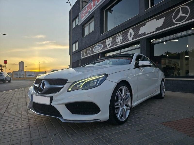 Usado Mercedes E220 170 CV (125 kW) 2014 Blanco Coupe