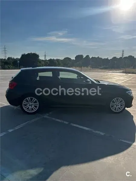 Usado BMW 116 Sport Line 116 CV (85 kW) 2017 Negro Utilitario