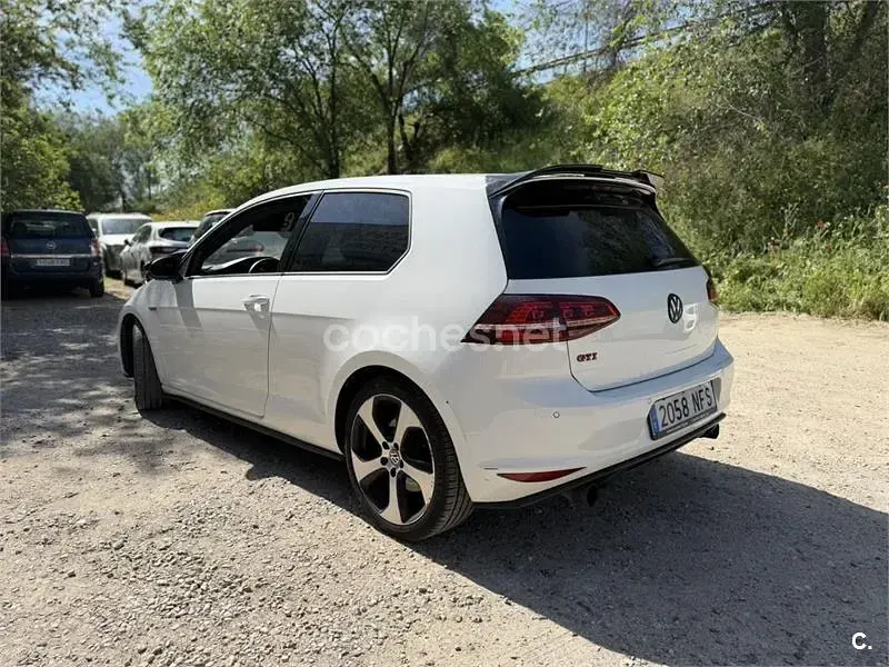 Usado VW Golf VII GTI 220 HP (161 kW) 2015 Branco Sedan