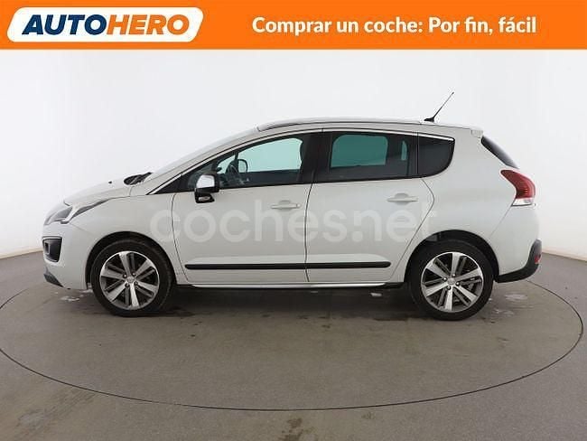 Usado Peugeot 3008 Allure 120 CV (88 kW) 2016 Blanco SUV