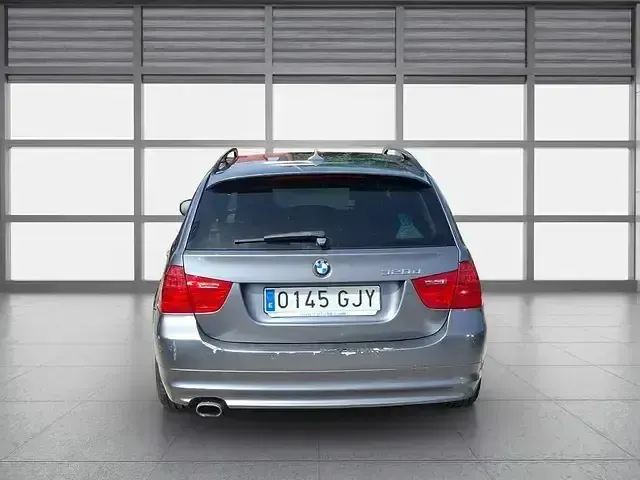 Usado BMW 320 177 CV (130 kW) 2008 Gris Familiar