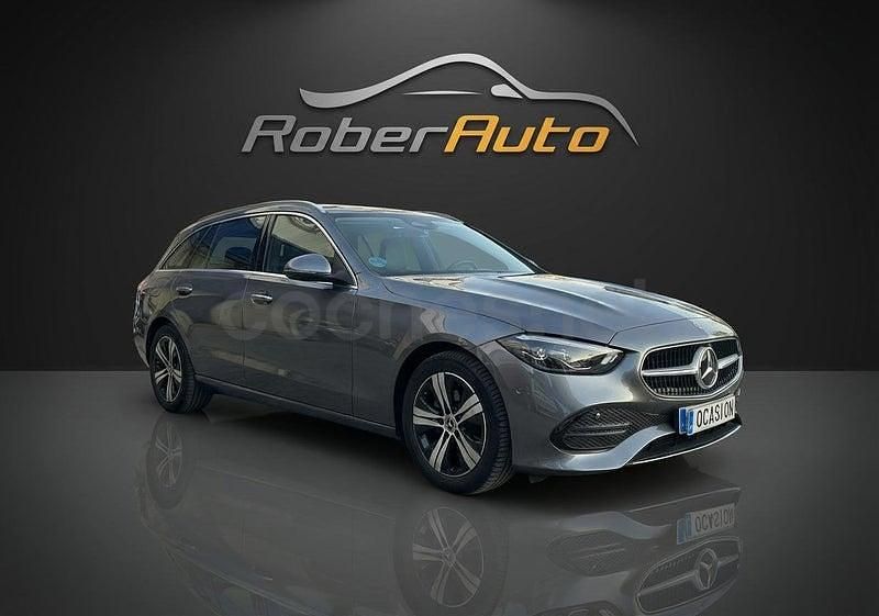 Usado Mercedes C220 200 CV (147 kW) 2022 Gris / plata Familiar