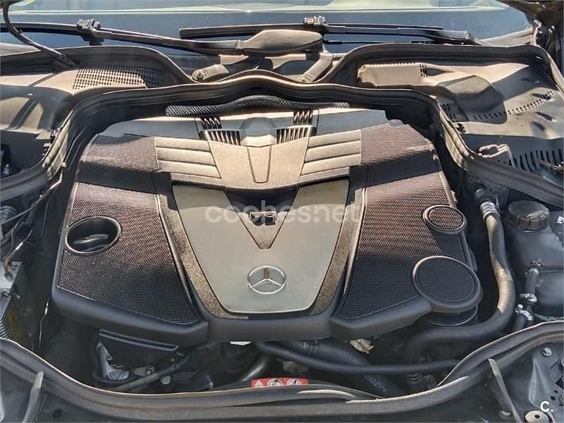 Usado Mercedes E280 Avantgarde 190 CV (139 kW) 2006 Negro Berlina