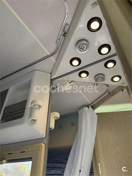 Blanco Usado 1994 Peugeot J5 Familiar | 15.000 € - Imagen 1/3