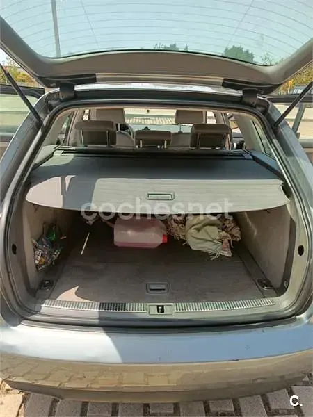 Usado Audi A4 140 CV (102 kW) 2006 Gris / plata Familiar