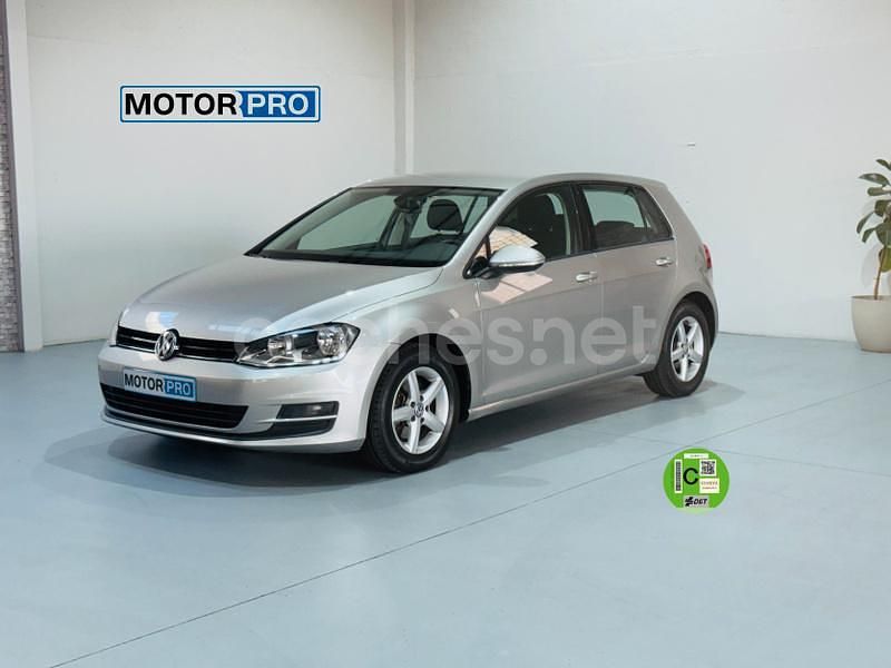 Gris / plata Usado 2013 VW Golf Advance Berlina | 10.990 € (Precio justo) - Imagen 1/4