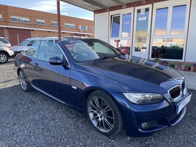 Azul Usado 2010 BMW 320 Descapotable | 8999 € - Imagen 1/4