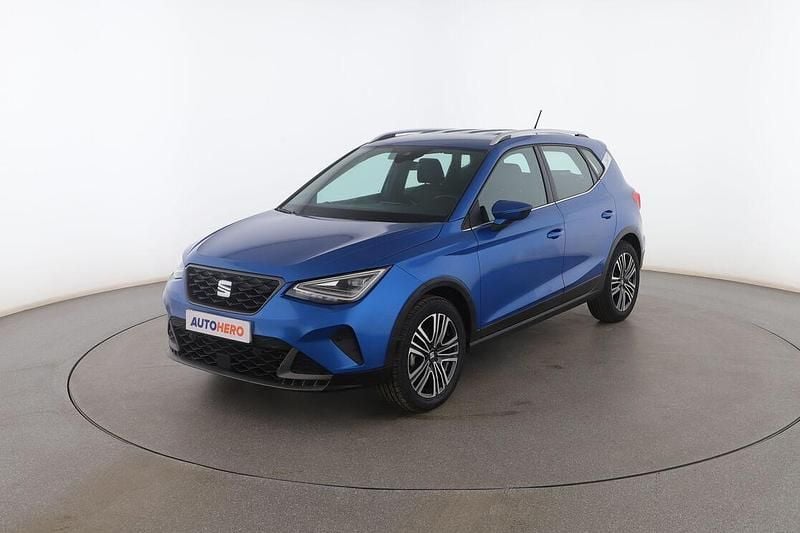 Azul Usado 2023 Seat Arona FR SUV | 18.799 € (Precio justo) - Imagen 1/3