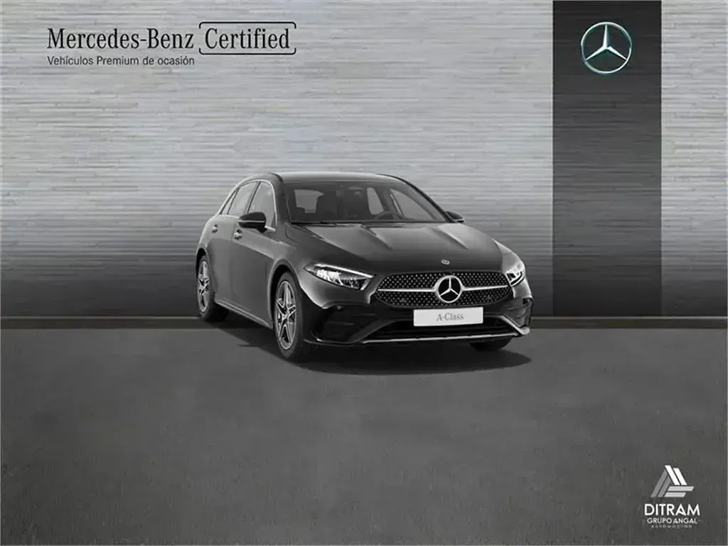 Usado Mercedes A180 136 HP (100 kW) 2025 Preto Sedan