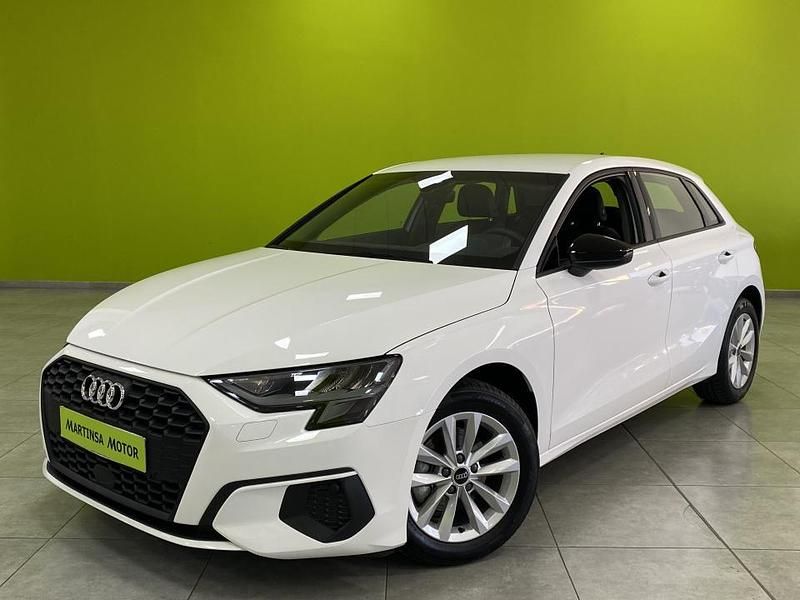 Usado Audi A3 Advanced Plus 116 CV (85 kW) 2024 Blanco Berlina