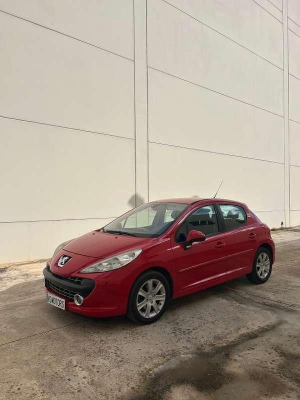 Usado Peugeot 207 Sport 95 CV (69 kW) 2007 Rojo Utilitario