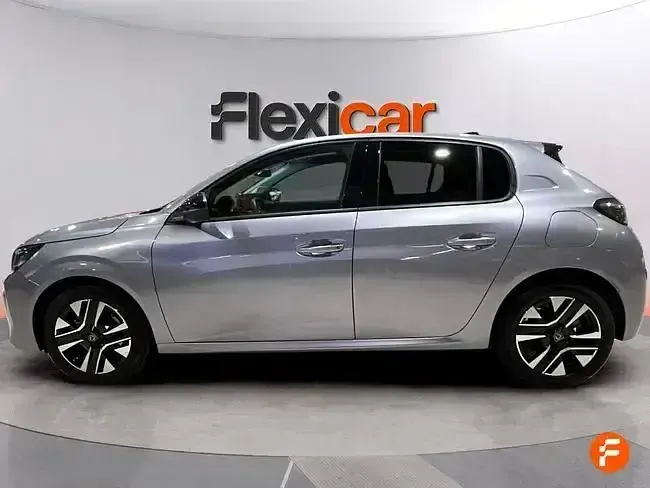 Usado Peugeot 208 Allure 100 CV (73 kW) 2025 Gris Utilitario