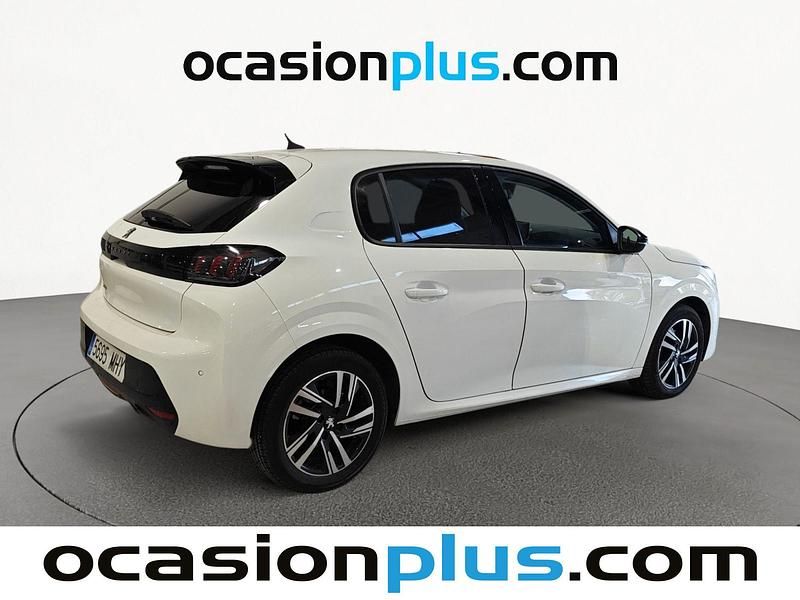 Usado Peugeot 208 Allure 102 CV (75 kW) 2023 Blanco Utilitario