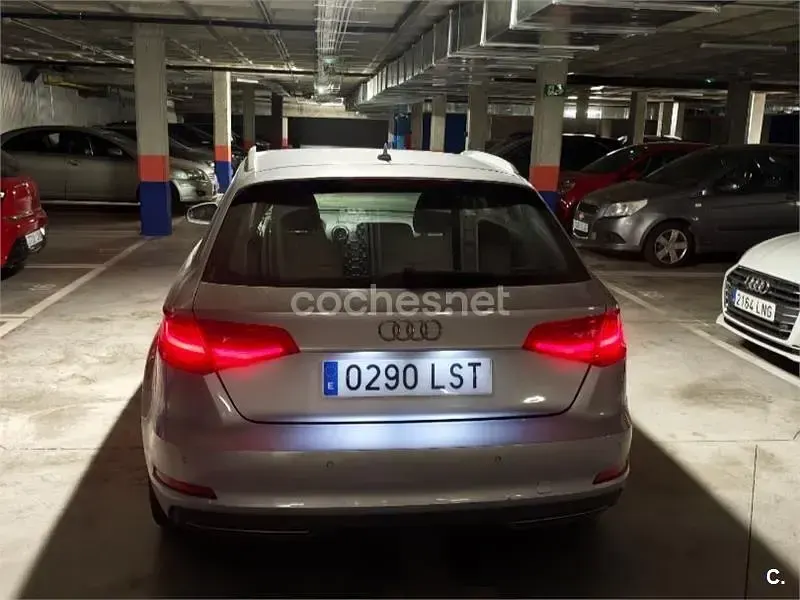 Usado Audi A3 Sportback Ambition 204 CV (150 kW) 2015 Gris / plata Utilitario