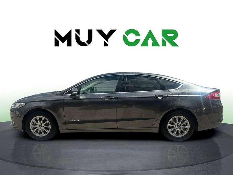 Usado Ford Mondeo Titanium 186 CV (136 kW) 2019 Verde Berlina