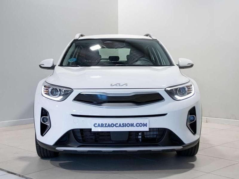 Usado Kia Stonic 101 CV (74 kW) 2024 Blanco SUV