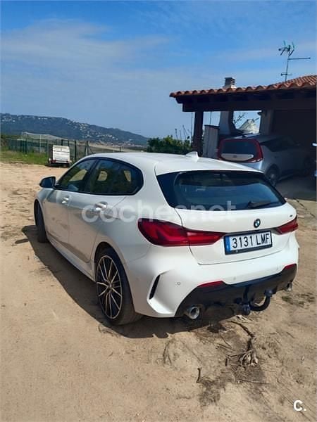 Usado BMW 118 M Sport 150 CV (110 kW) 2021 Blanco Utilitario