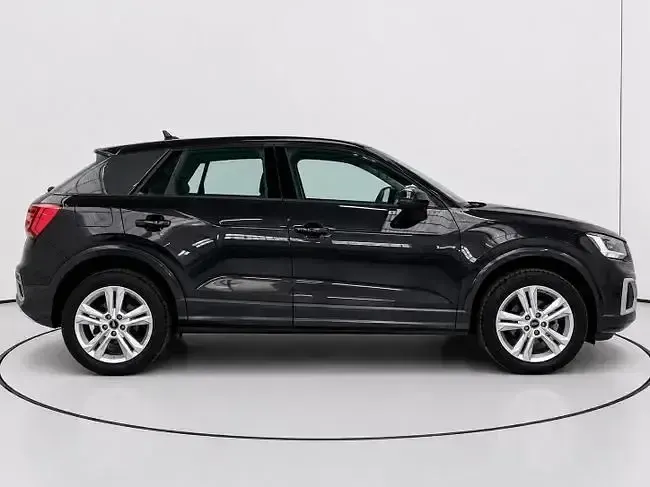 Usado Audi Q2 Advanced Plus 150 CV (110 kW) 2024 Gris SUV