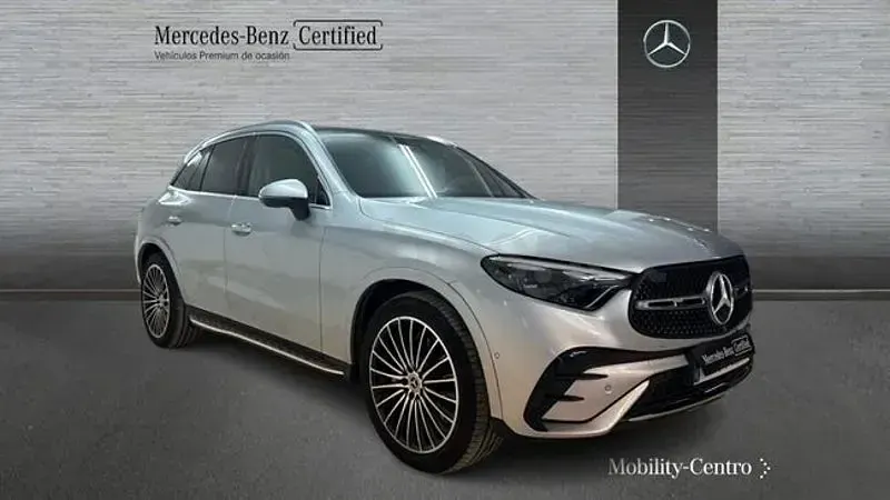 Usado Mercedes GLC220 197 CV (144 kW) 2023 Gris / plata SUV