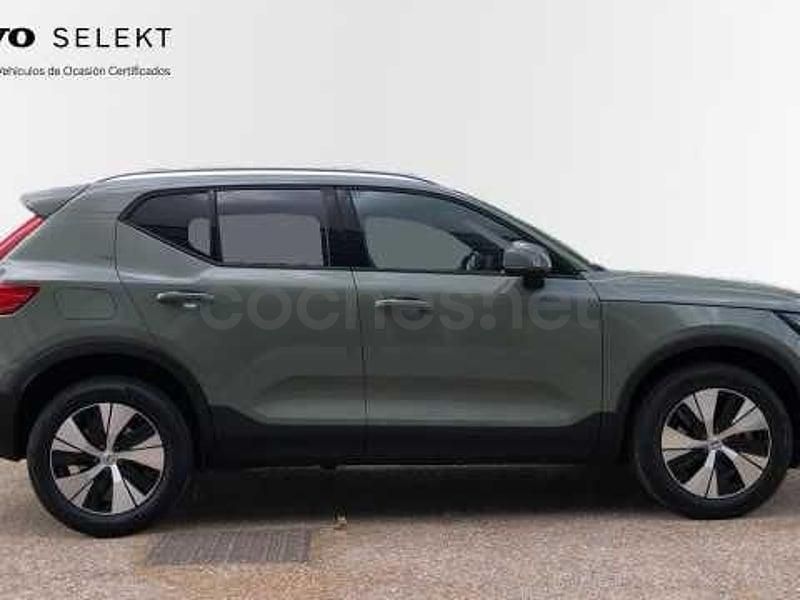 Nuevo Volvo XC40 Core 163 CV (119 kW) 2025 Verde SUV