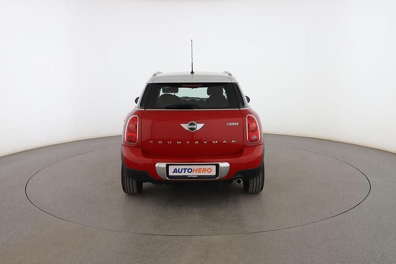 Usado Mini Cooper 121 CV (88 kW) 2013 Rojo Utilitario