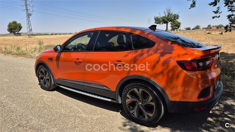 Naranja Usado 2021 Renault Arkana RS Line SUV | 21.990 € (Caro) - Imagen 1/4
