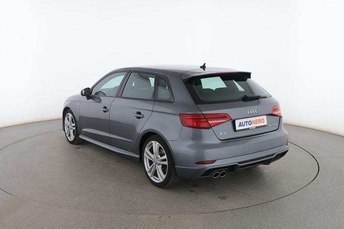 Usado Audi A3 S-Line 150 CV (110 kW) 2019 Berlina